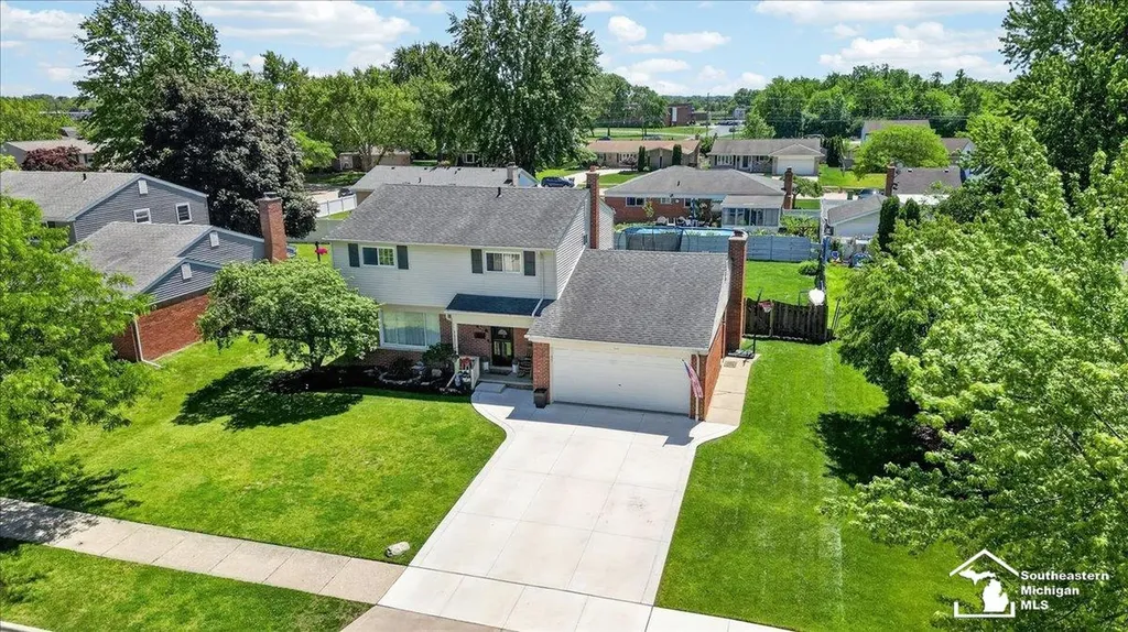 15517 Susan Street Southgate City MI 48195