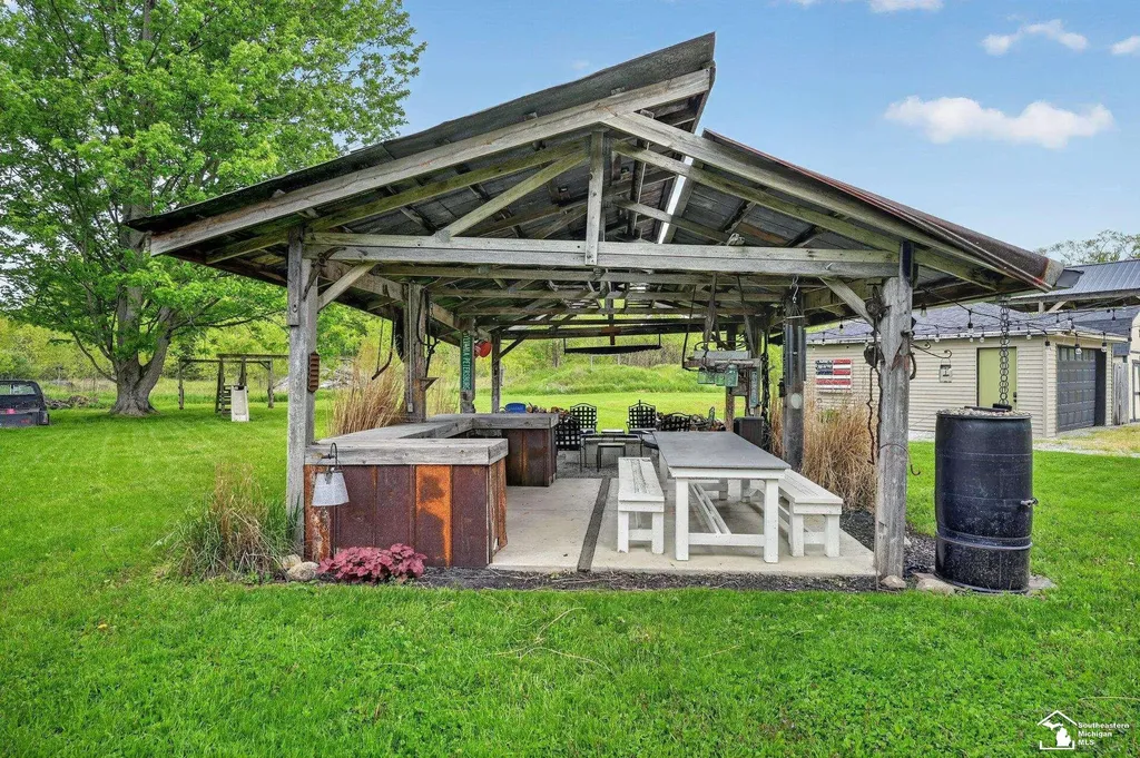 9799 Sylvania Petersburg Road Unknown City MI 49267