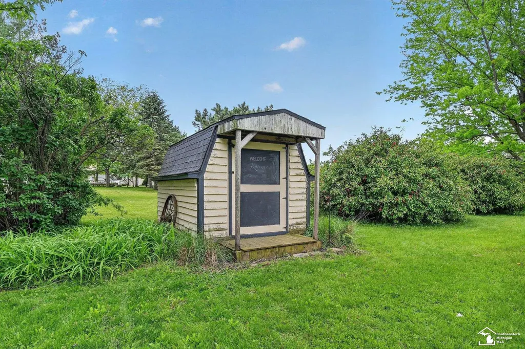 9799 Sylvania Petersburg Road Unknown City MI 49267
