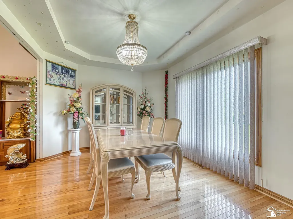 2960 E Country Lane Frenchtown Township MI 48162