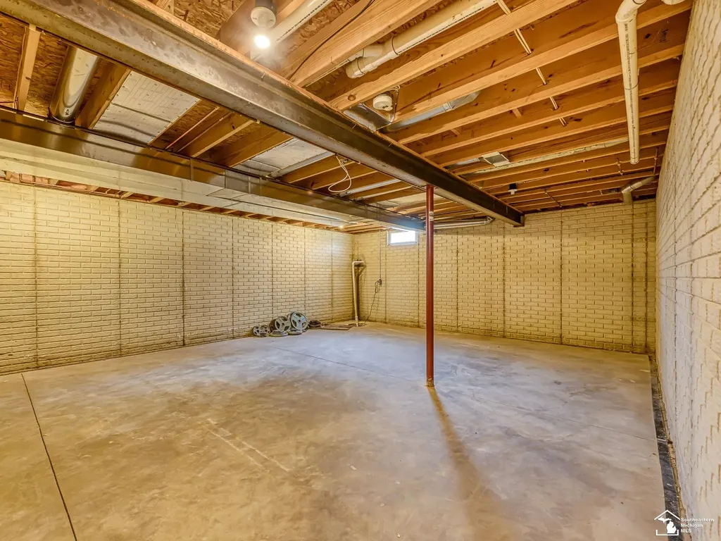 2960 E Country Lane Frenchtown Township MI 48162