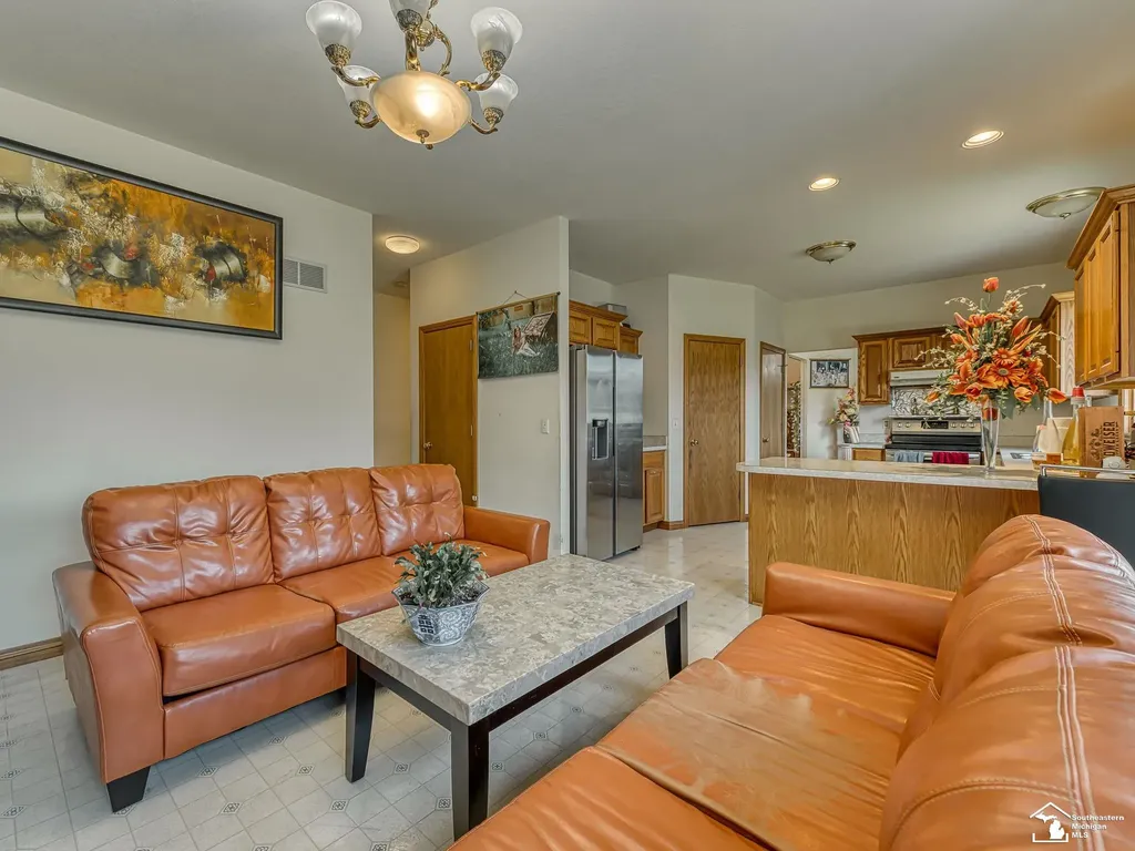 2960 E Country Lane Frenchtown Township MI 48162