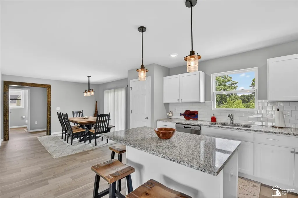 102 Forest Way Rose Township MI 48350