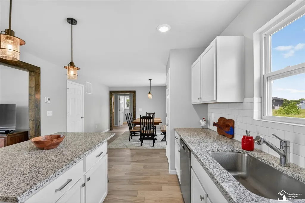 102 Forest Way Rose Township MI 48350