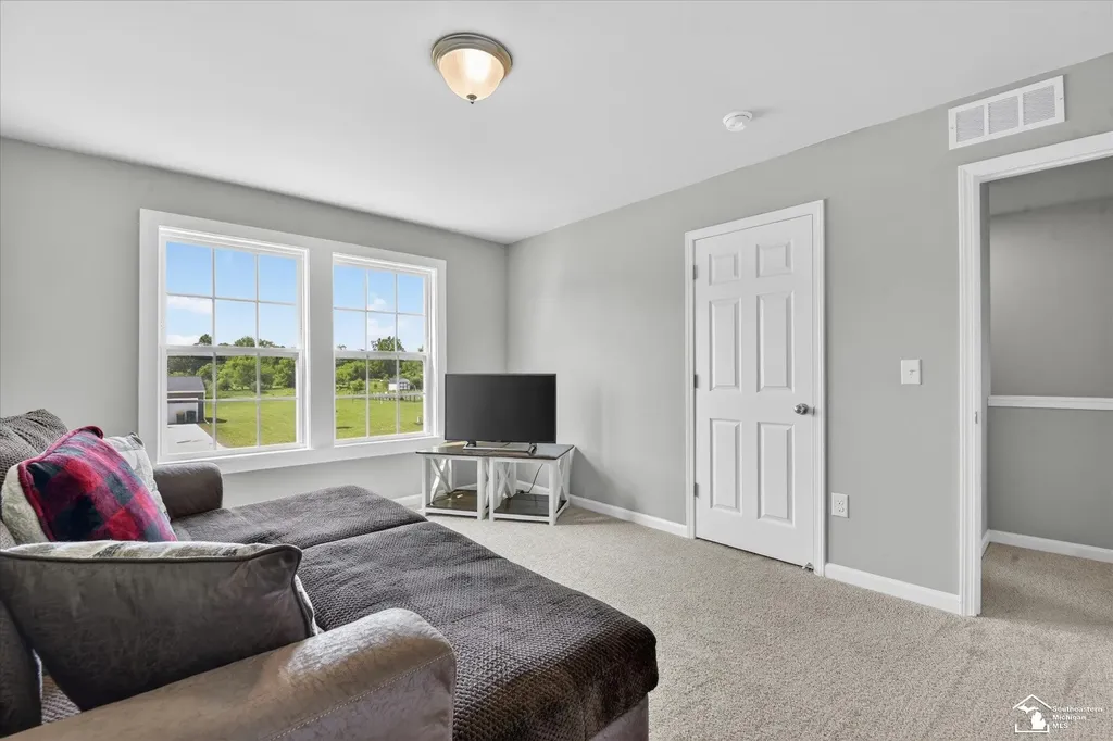 102 Forest Way Rose Township MI 48350