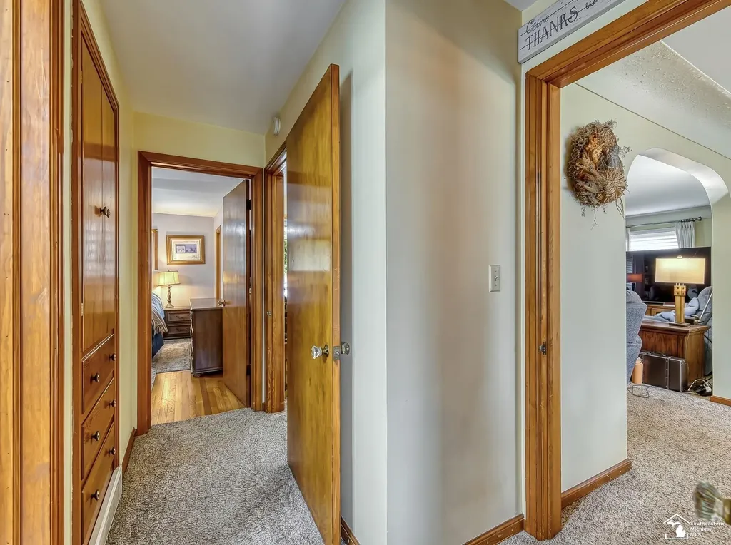 831 Wolverine Avenue Monroe City MI 48161