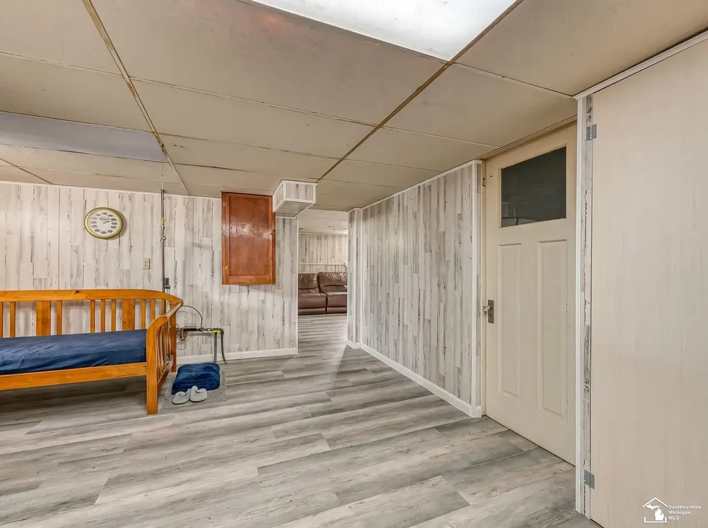 831 Wolverine Avenue Monroe City MI 48161