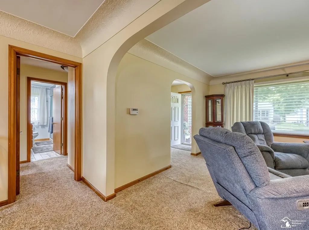 831 Wolverine Avenue Monroe City MI 48161