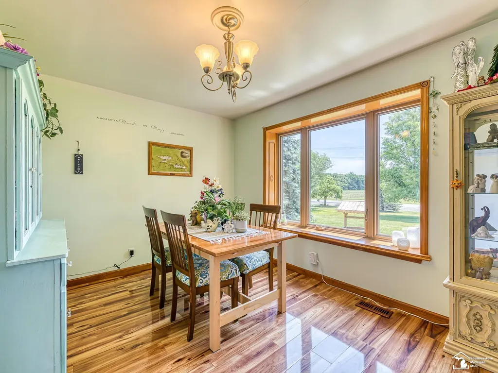 2223 Fix Road Frenchtown Township MI 48162