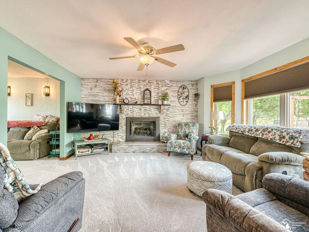 2223 Fix Road Frenchtown Township MI 48162