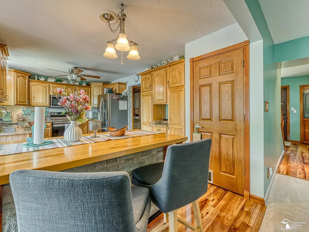 2223 Fix Road Frenchtown Township MI 48162