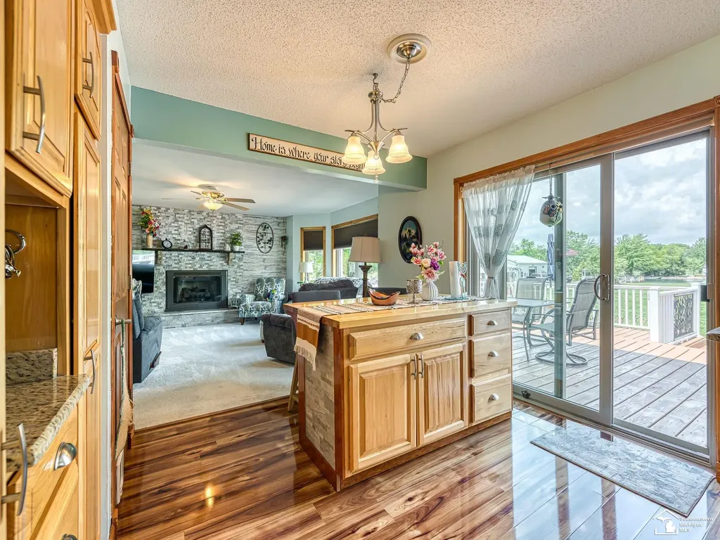 2223 Fix Road Frenchtown Township MI 48162