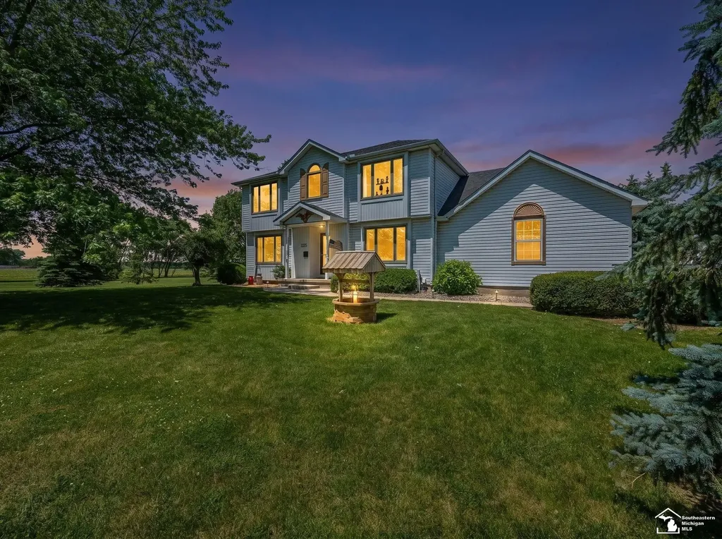 2223 Fix Road Frenchtown Township MI 48162