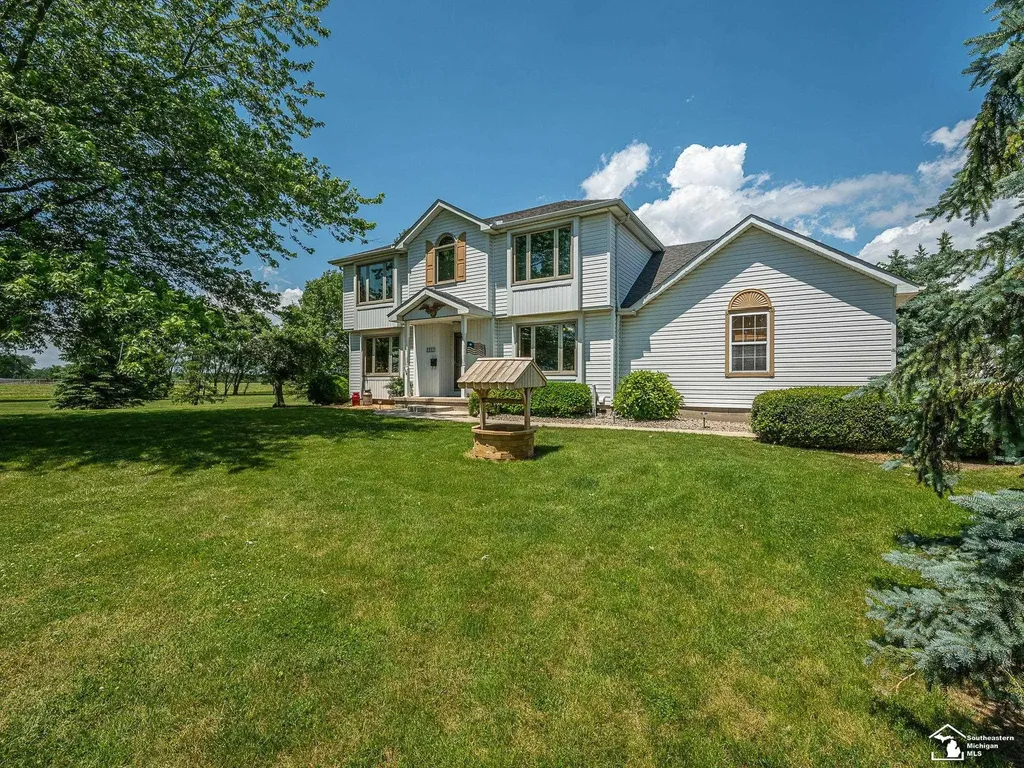 2223 Fix Road Frenchtown Township MI 48162