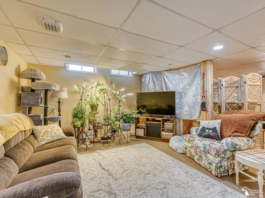 2223 Fix Road Frenchtown Township MI 48162