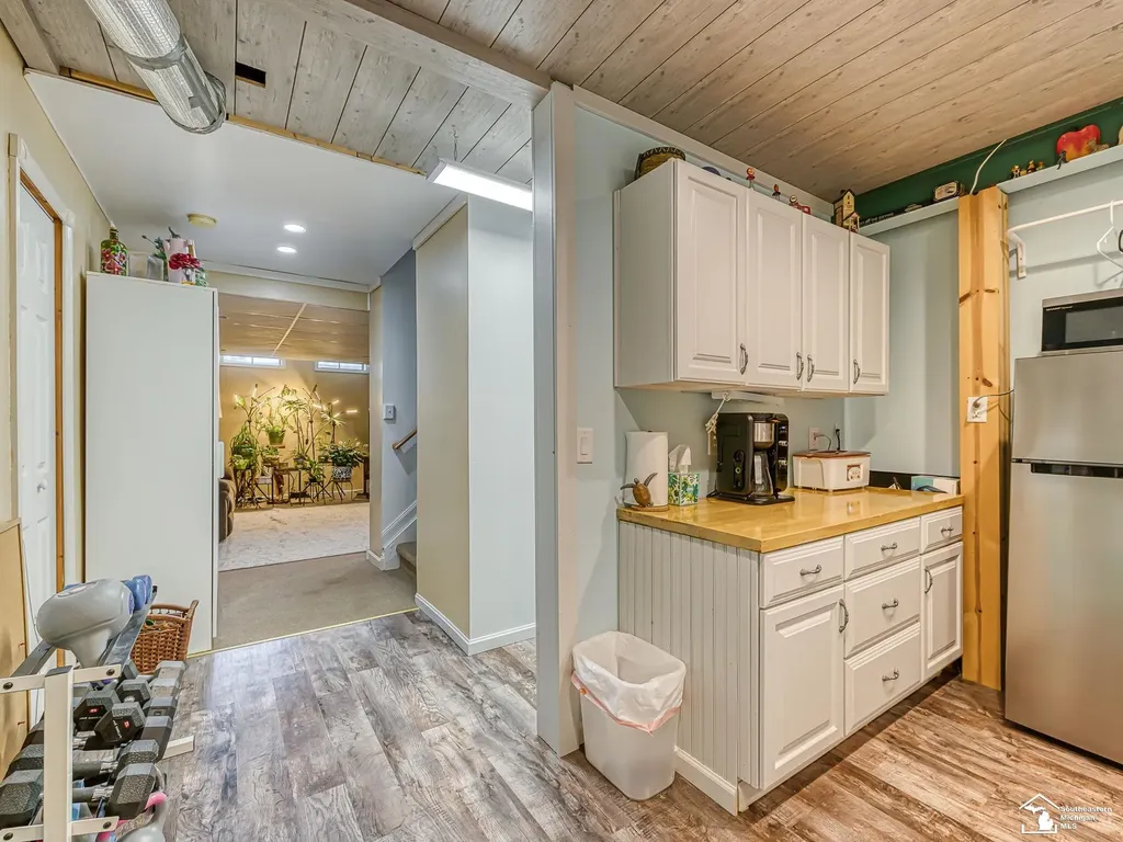 2223 Fix Road Frenchtown Township MI 48162