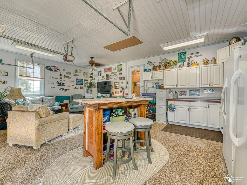 2223 Fix Road Frenchtown Township MI 48162