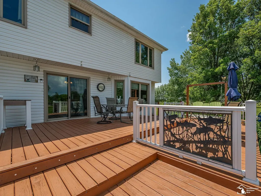 2223 Fix Road Frenchtown Township MI 48162