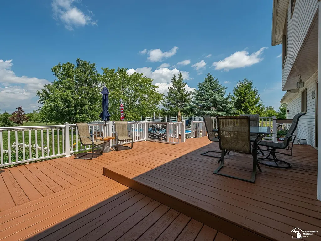2223 Fix Road Frenchtown Township MI 48162