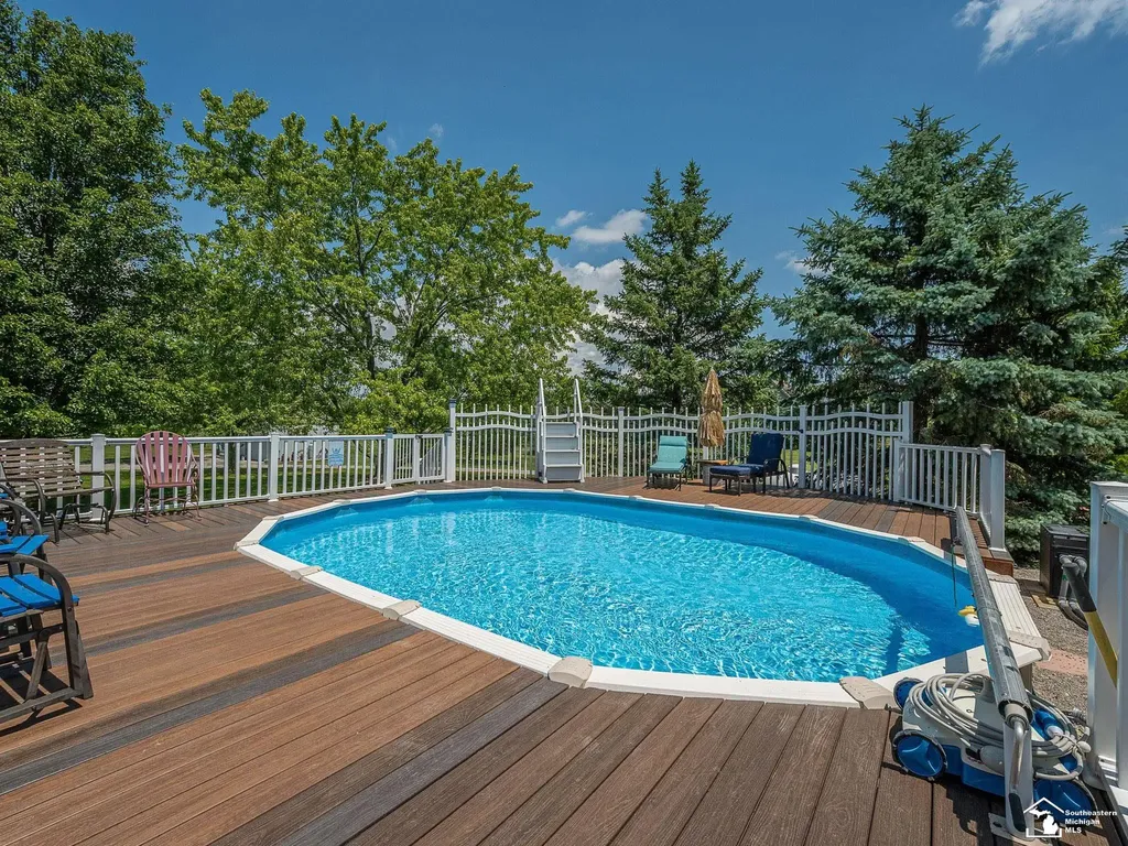 2223 Fix Road Frenchtown Township MI 48162
