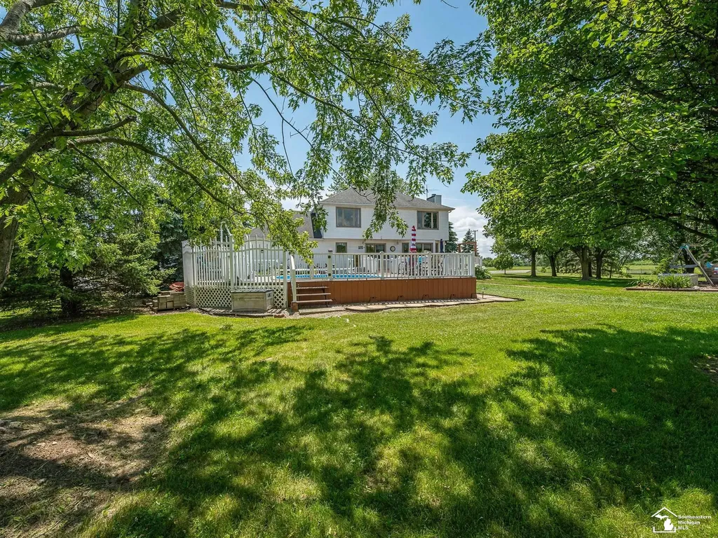 2223 Fix Road Frenchtown Township MI 48162
