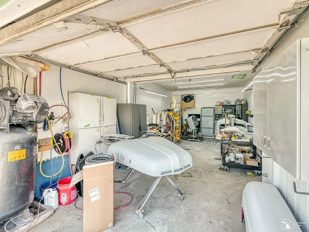 2223 Fix Road Frenchtown Township MI 48162