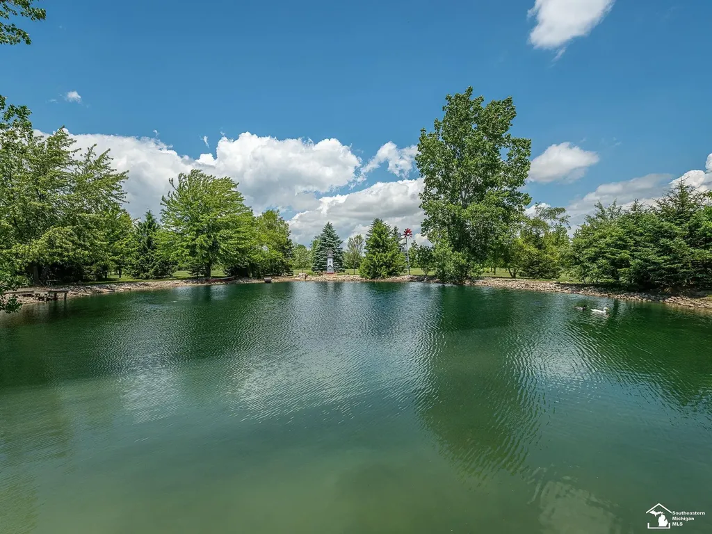 2223 Fix Road Frenchtown Township MI 48162