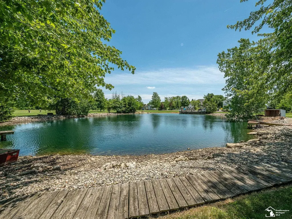 2223 Fix Road Frenchtown Township MI 48162