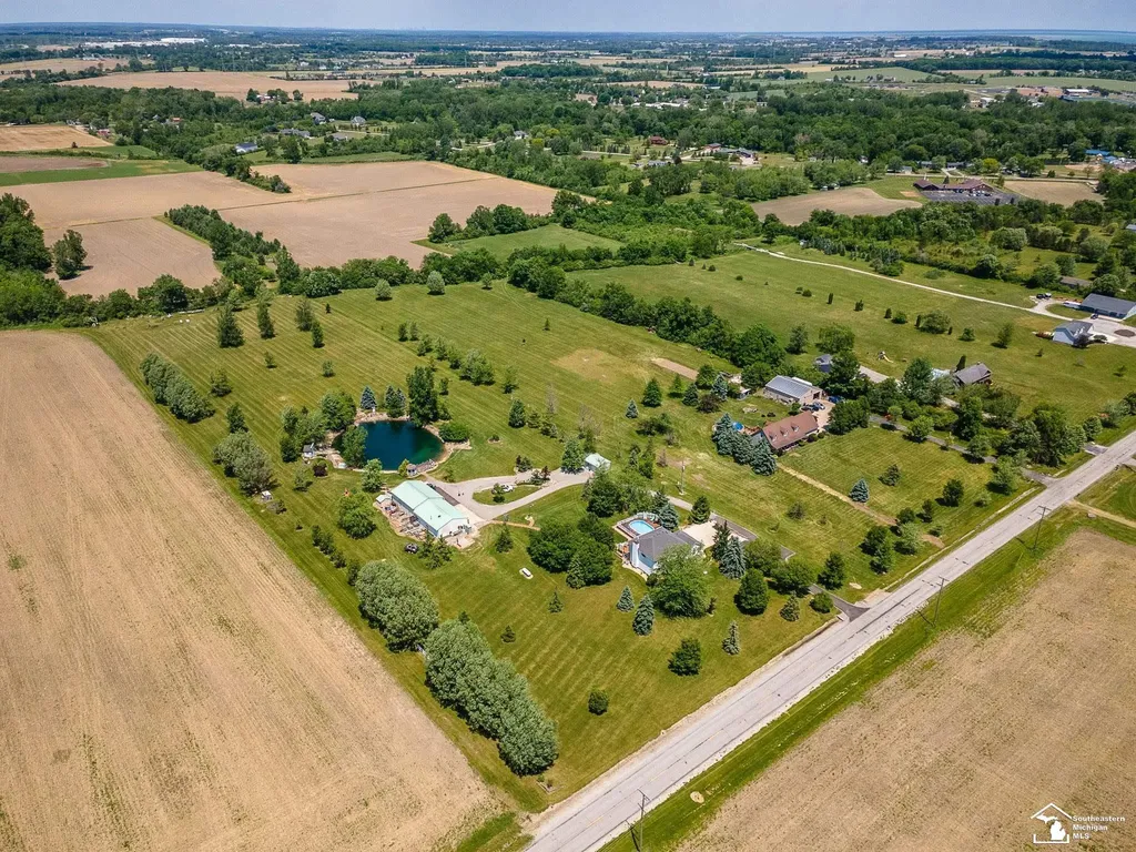 2223 Fix Road Frenchtown Township MI 48162