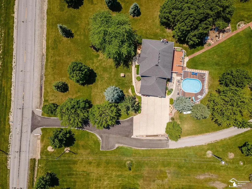2223 Fix Road Frenchtown Township MI 48162