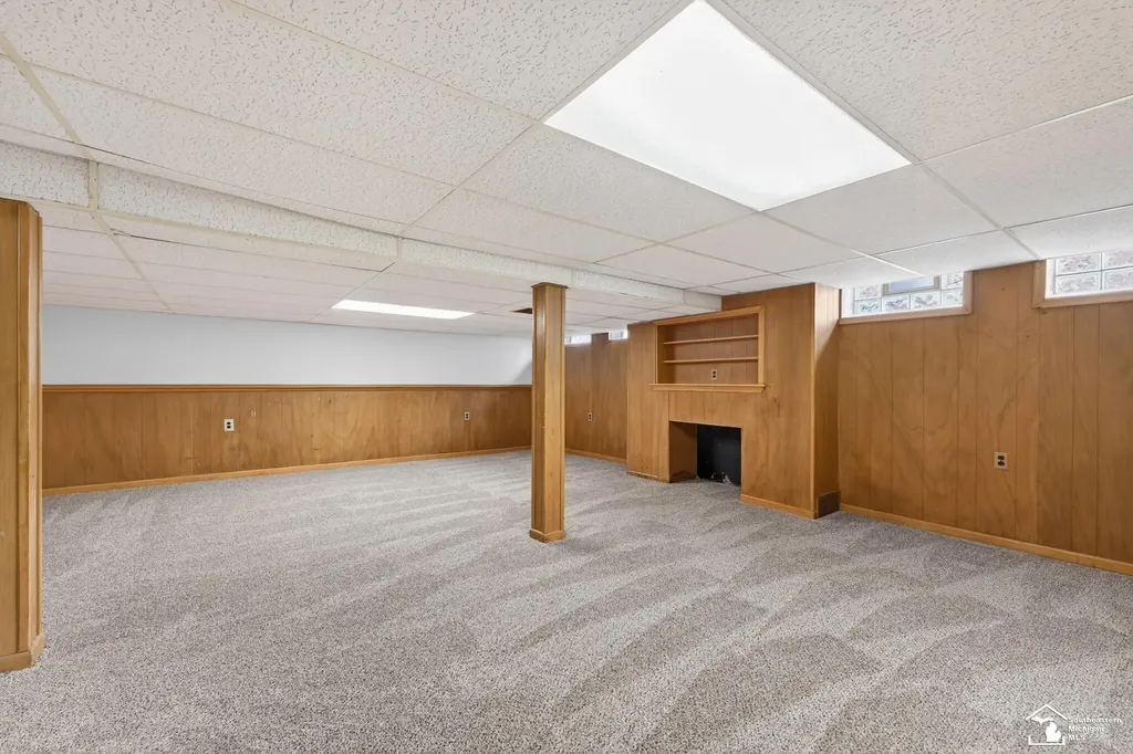 15580 Aster Avenue Allen Park City MI 48101
