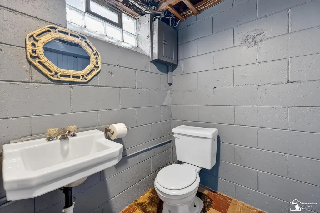 15580 Aster Avenue Allen Park City MI 48101