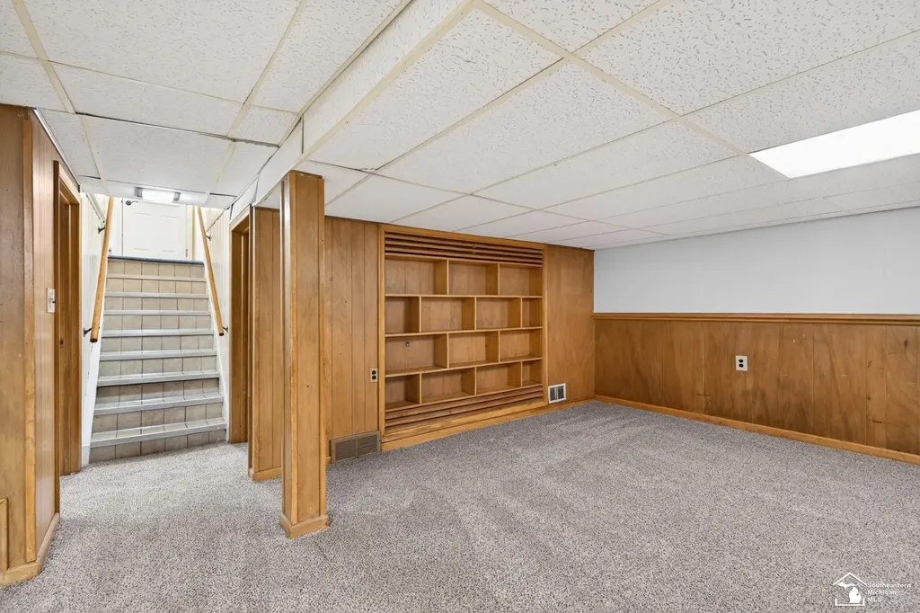 15580 Aster Avenue Allen Park City MI 48101