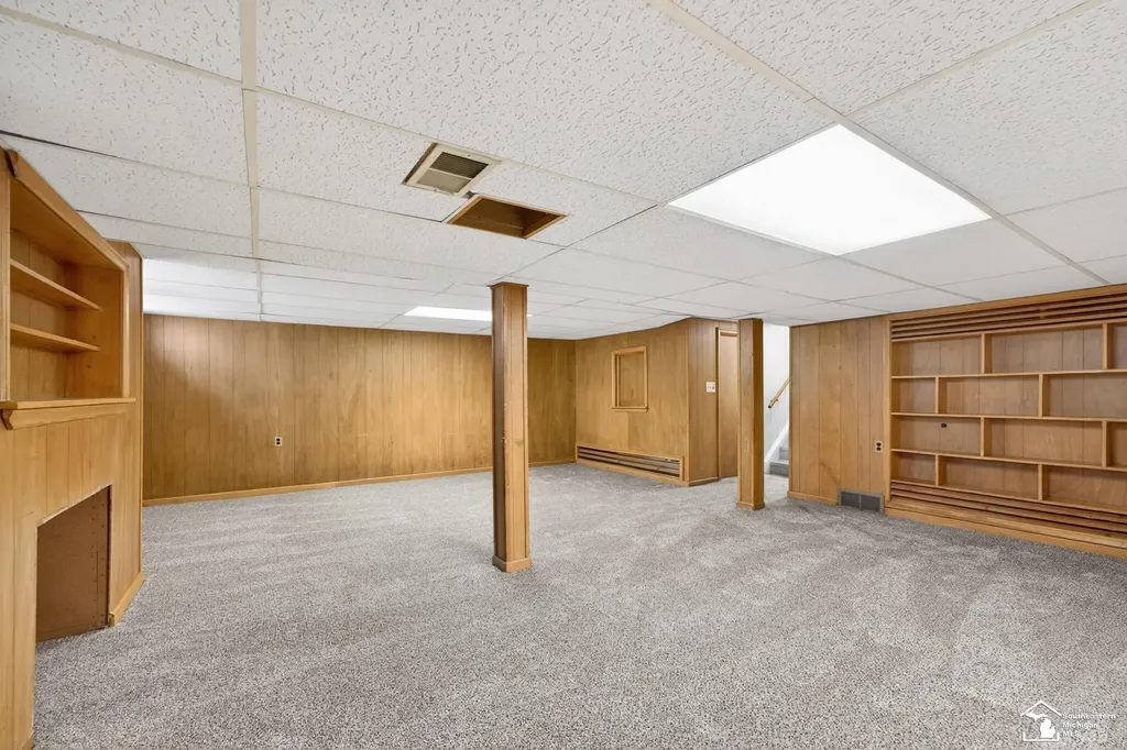 15580 Aster Avenue Allen Park City MI 48101