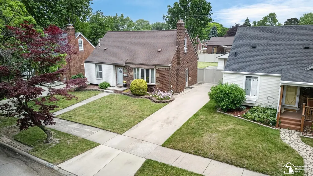 15580 Aster Avenue Allen Park City MI 48101
