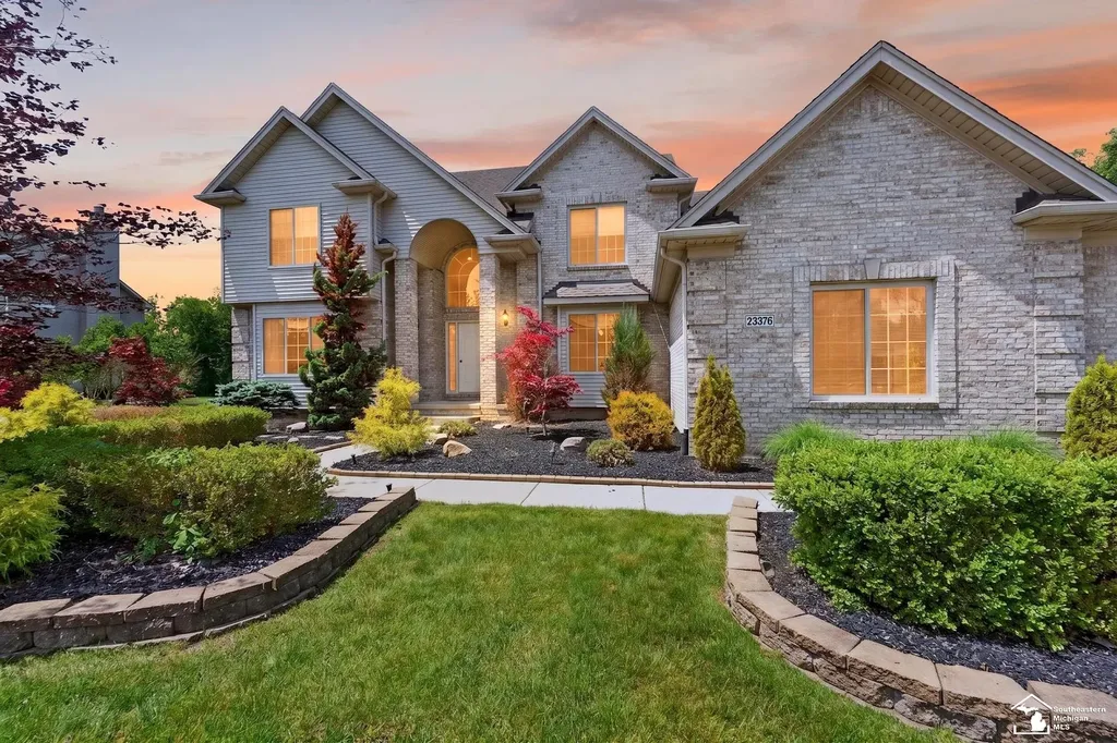 23376 Kirby Drive Brownstown Charter Township MI 48134
