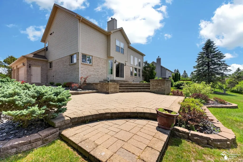 23376 Kirby Drive Brownstown Charter Township MI 48134