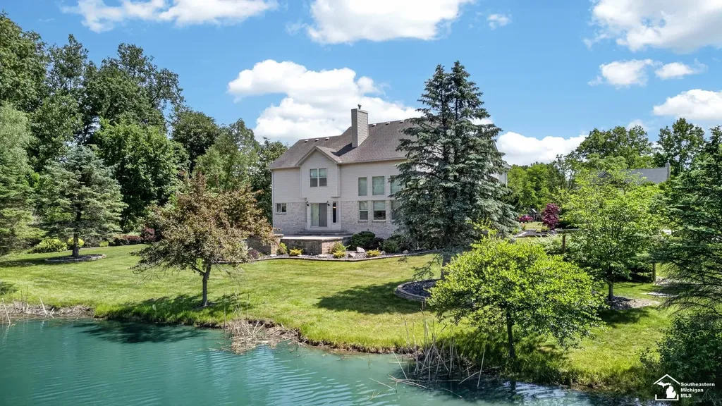 23376 Kirby Drive Brownstown Charter Township MI 48134