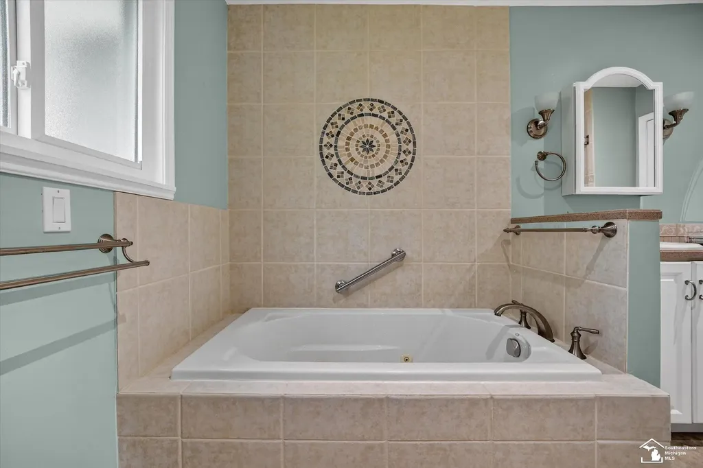 2854 Thunderbird Trail Bedford Township MI 48144