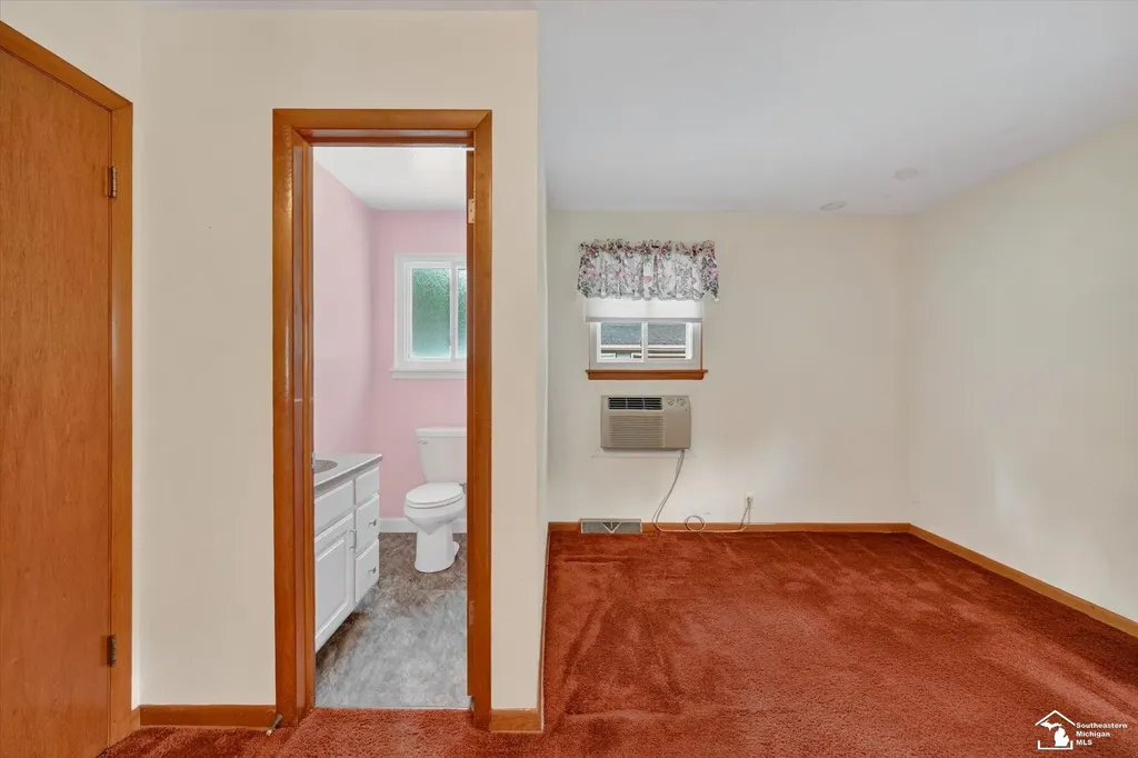 2854 Thunderbird Trail Bedford Township MI 48144