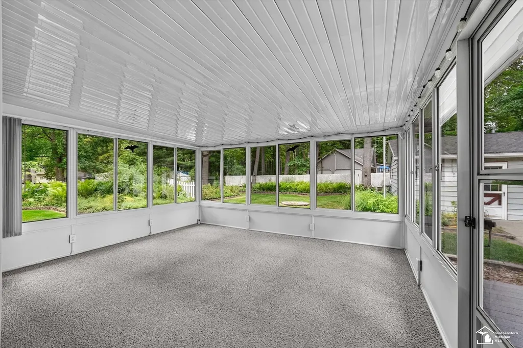 2854 Thunderbird Trail Bedford Township MI 48144