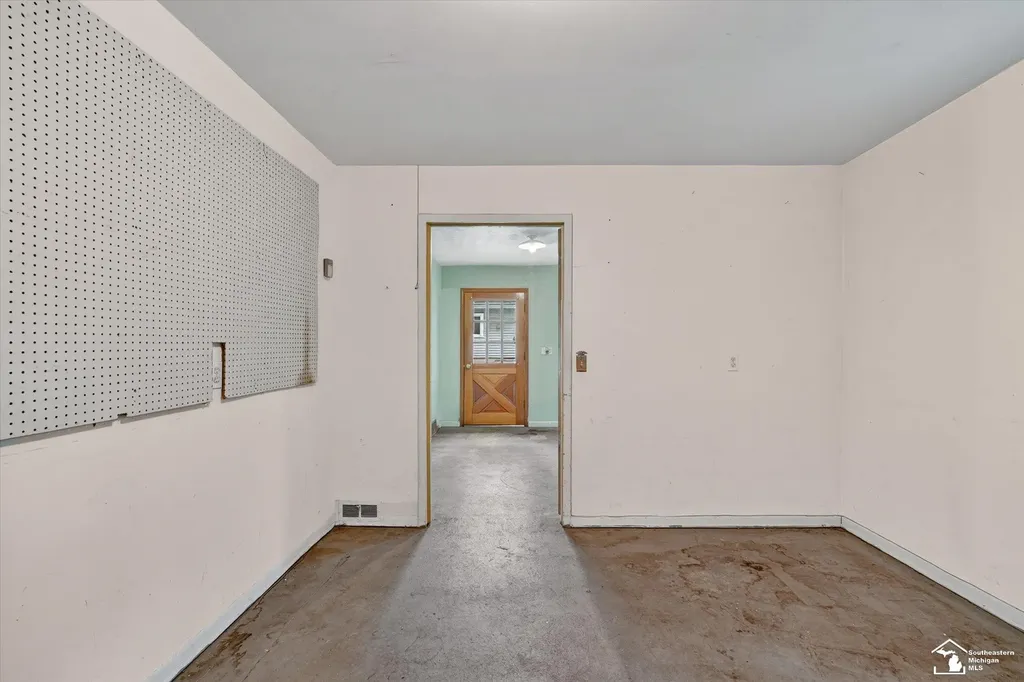 2854 Thunderbird Trail Bedford Township MI 48144