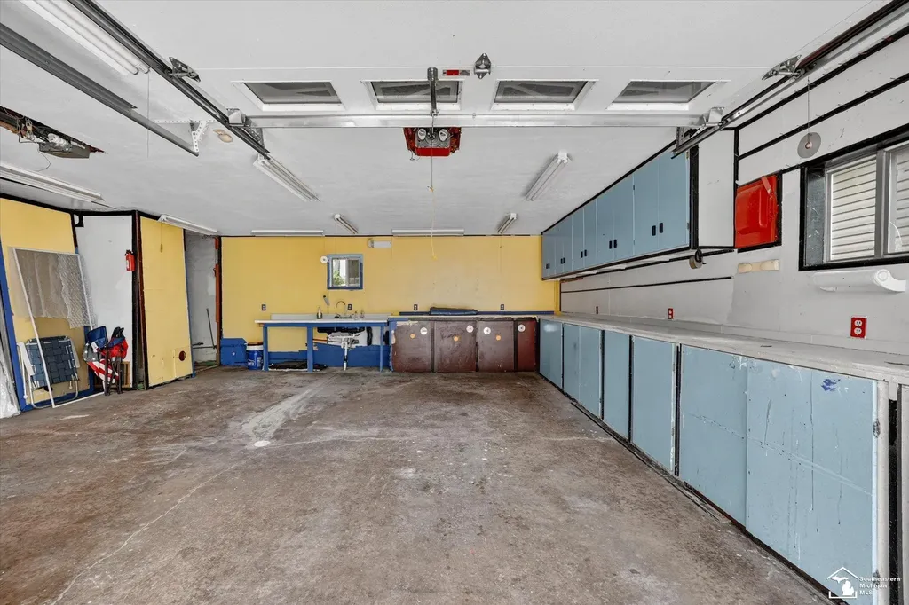 2854 Thunderbird Trail Bedford Township MI 48144