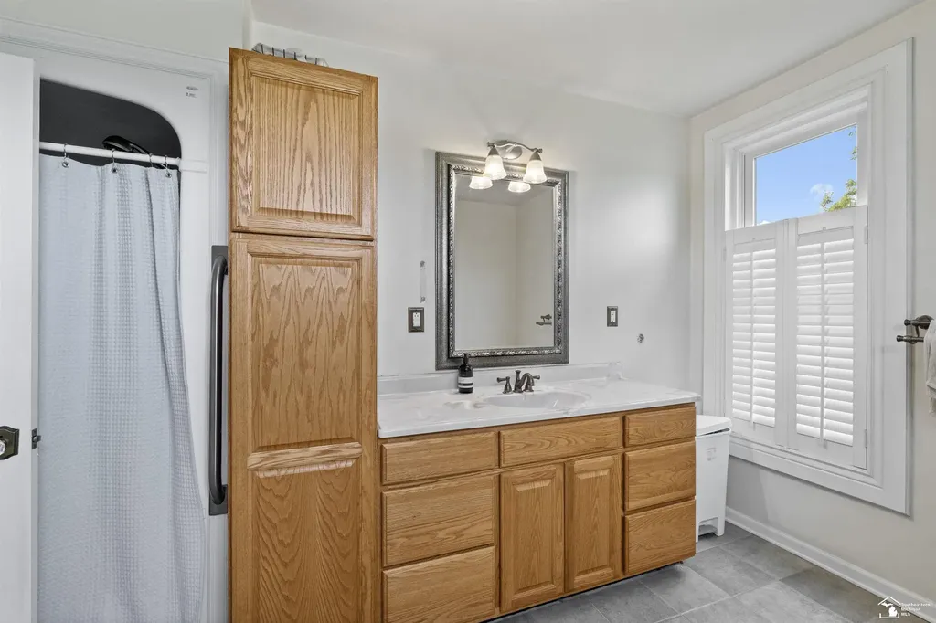 2808 Carleton Rockwood Road Monroe City MI 48117