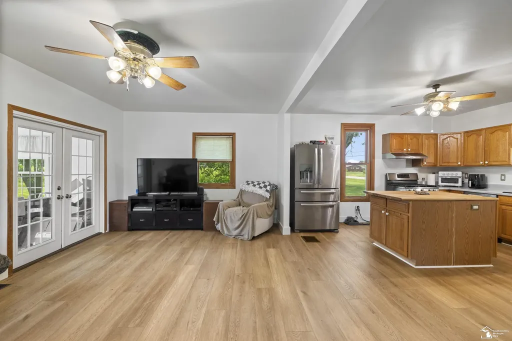 2808 Carleton Rockwood Road Monroe City MI 48117