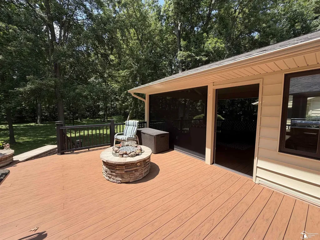 10765 Whiteford Road Whiteford Township MI 49270