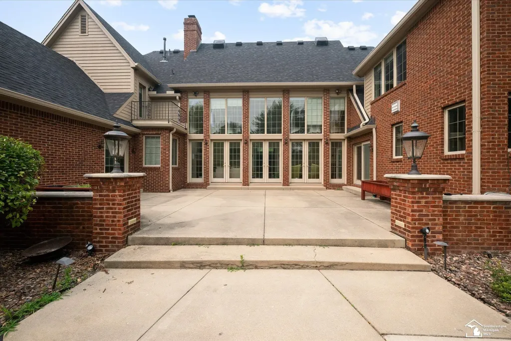 5481 Teakwood Drive Monroe Charter Township MI 48161
