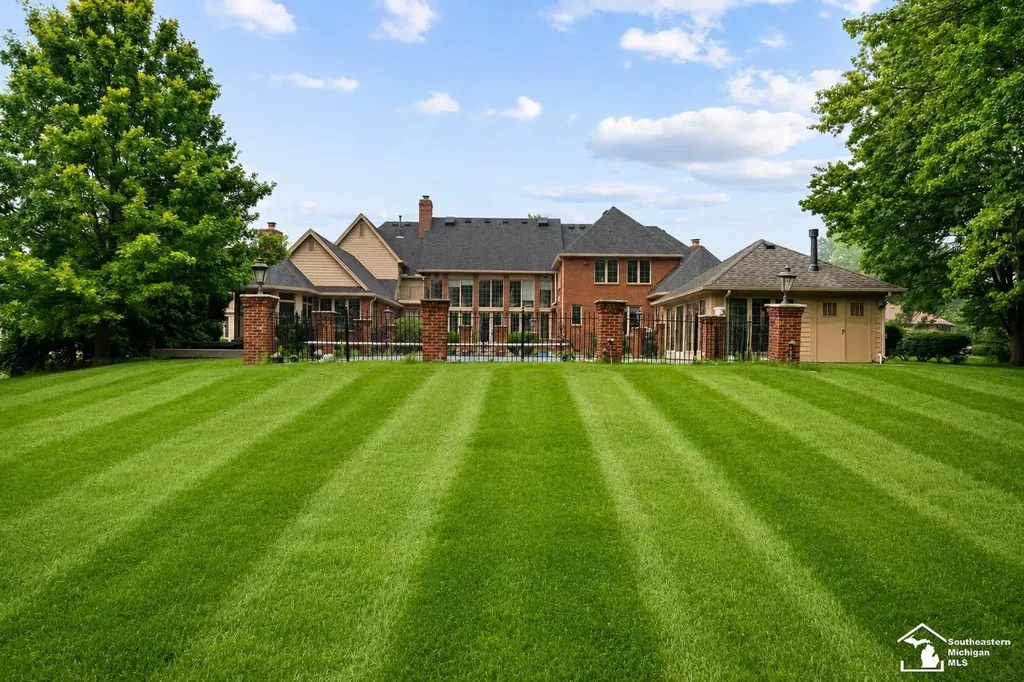 5481 Teakwood Drive Monroe Charter Township MI 48161