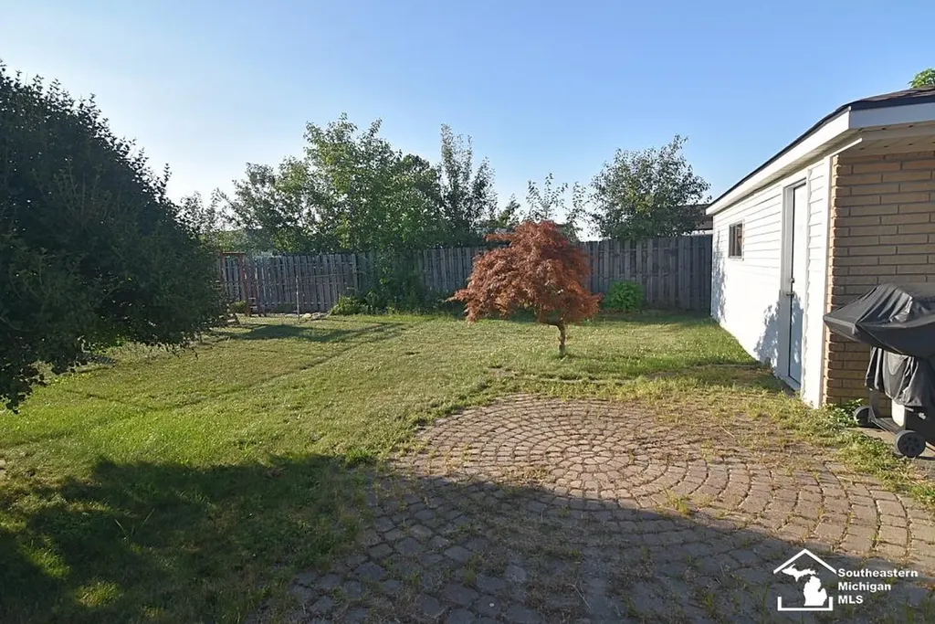 20474 Indiana Avenue Brownstown Charter Township MI 48183