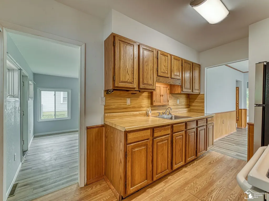 6243 Dallas Road Monroe Charter Township MI 48161